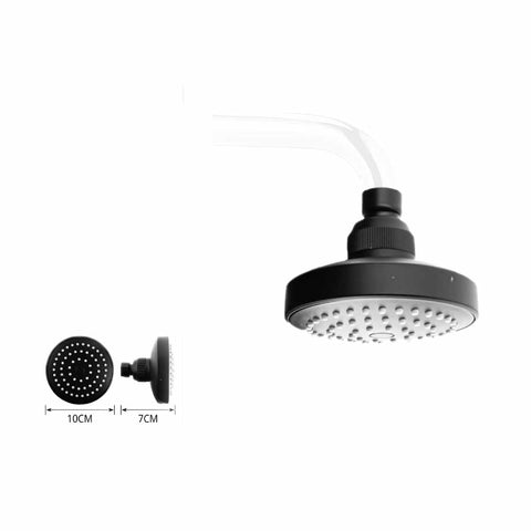 Soffione doccia nero installato in un bagno di design.